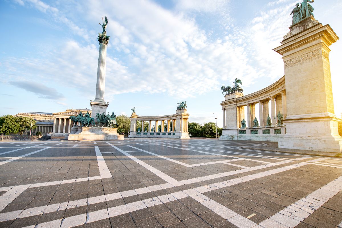 Heroes Square